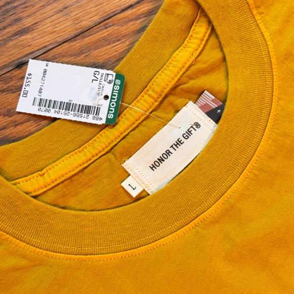 BNWT Honor The Gift HTG boxy cropped graphic tshirt LARGE - Picture 2 of 5